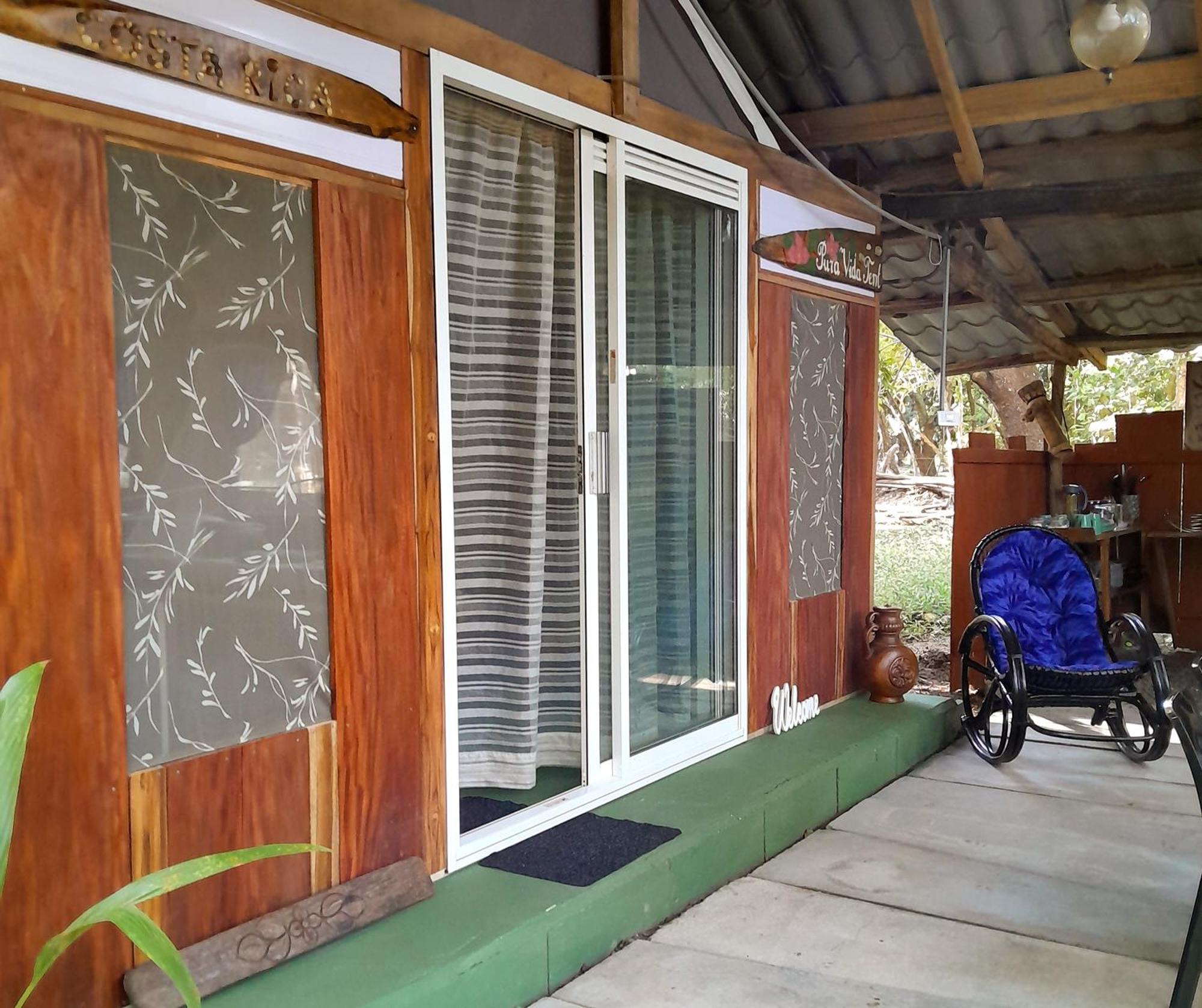 Fully Furnished Family Jungle Tent, Latino Glamping Paquera Ngoại thất bức ảnh